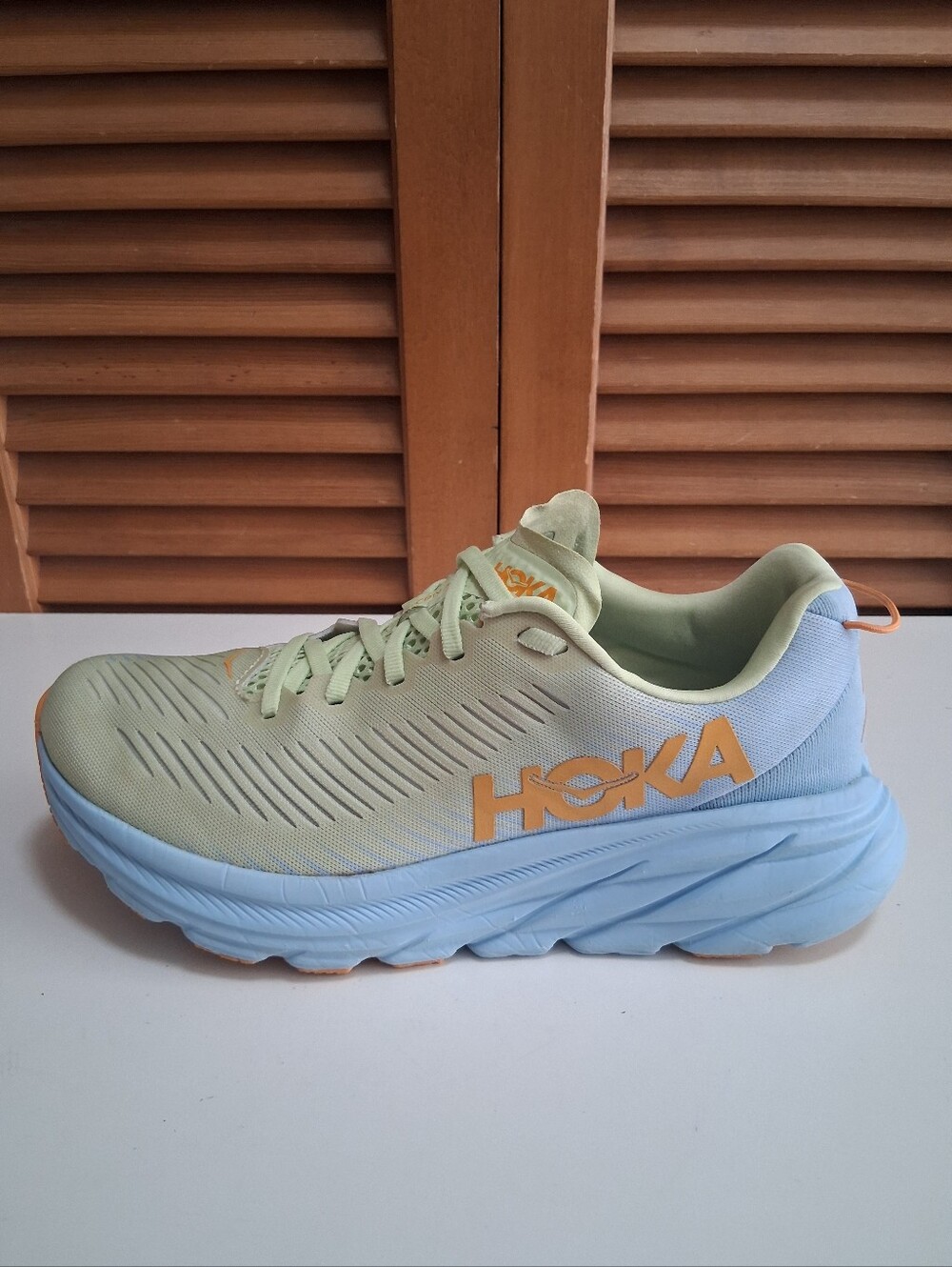 Hoka One One Rincon 3 Butterfly/Summer Song Women’s Size 8.5B